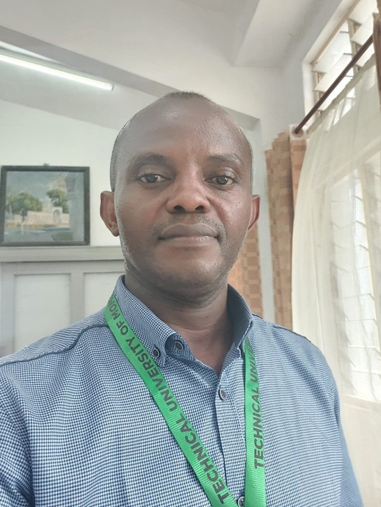 Mr. Huxley Mae Makonde